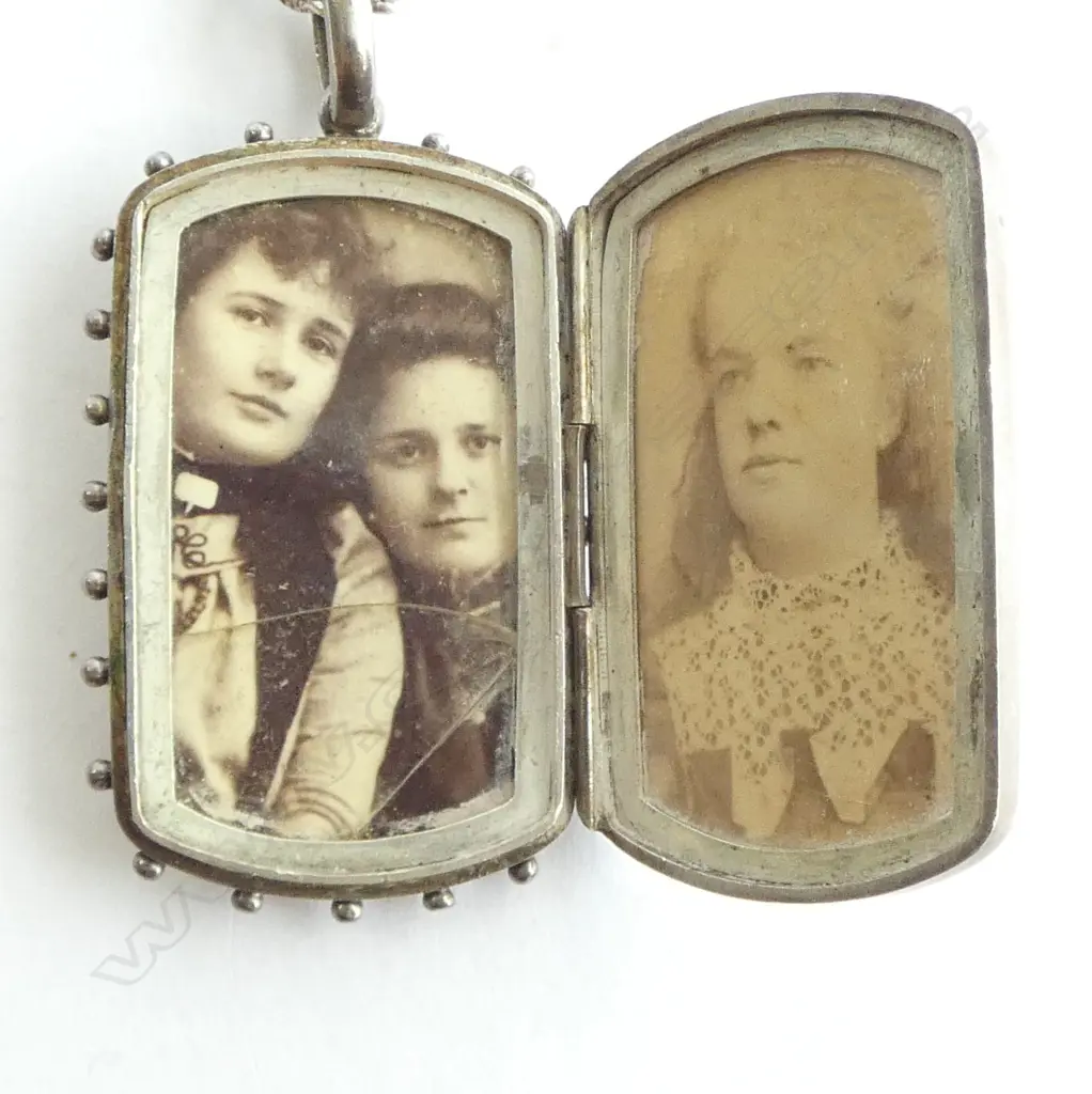 SILVER ARTS & CRAFTS LGE PANELLED PENDANT on later SILVER CHAIN 40gms Image 1++