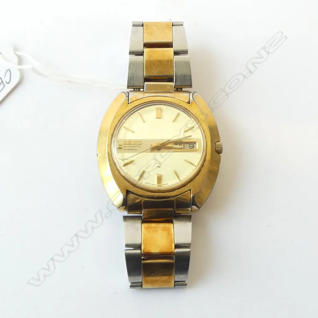 SEIKO 7006 AUTOMATIC WRISTWATCH, RUNNING Image 1++