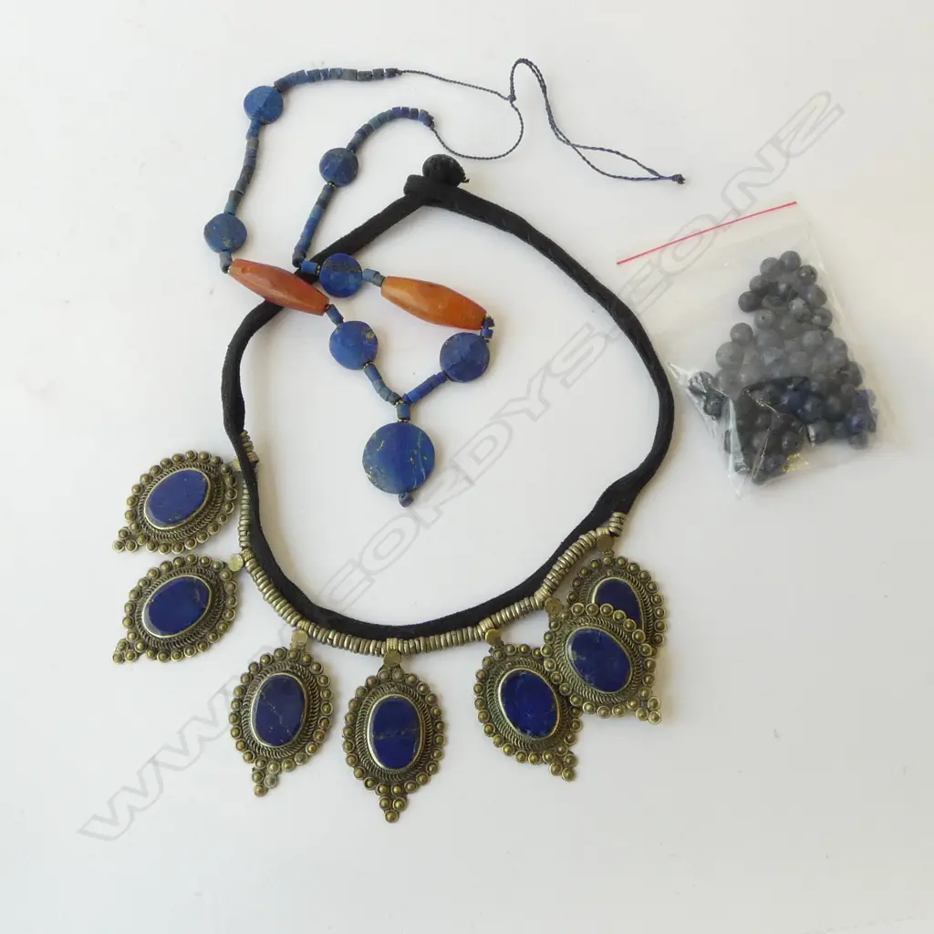 2 ETHNIC LAPIS NECKLACES & BAG of BEADS Image 1++