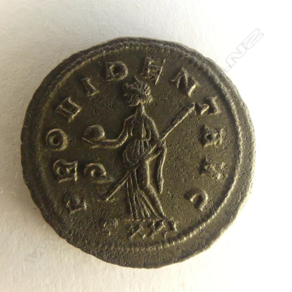 ROMAN COIN, PROBUS 276-282 AD. 23mm dia. Image 1++