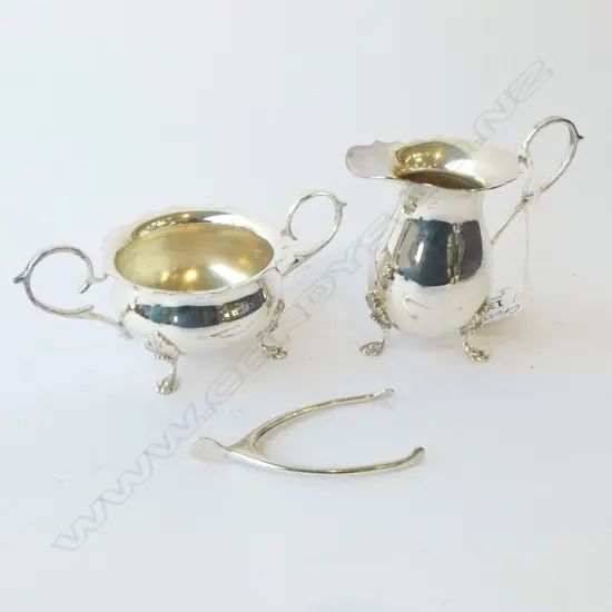SILVER CREAM JUG + SUGAR BOWL  Sheffield 1983 + TONGS Sheffield 1925. 251gms. 