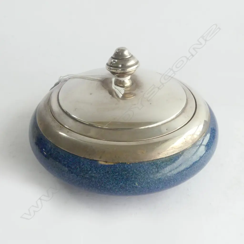 SILVER TOPPED & LID ROYAL DOULTON POWDER COMPACT internal mirror to lid Birmingham 1929 Dia.140mm. Image 1++