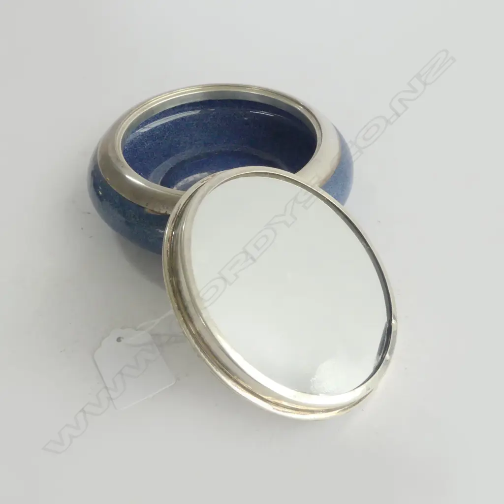SILVER TOPPED & LID ROYAL DOULTON POWDER COMPACT internal mirror to lid Birmingham 1929 Dia.140mm. Image 1++