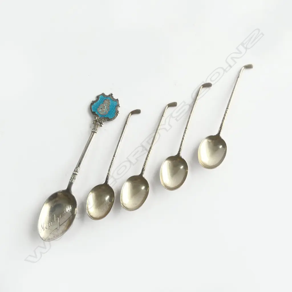 4 SILVER GOLFING COFFEE SPOONS + SILVER TIKI ENAMELLED NZ SOVENIER SPOON 34gms Image 1++