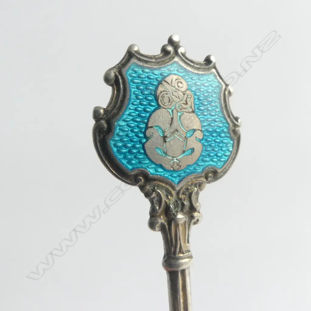 4 SILVER GOLFING COFFEE SPOONS + SILVER TIKI ENAMELLED NZ SOVENIER SPOON 34gms Image 1++