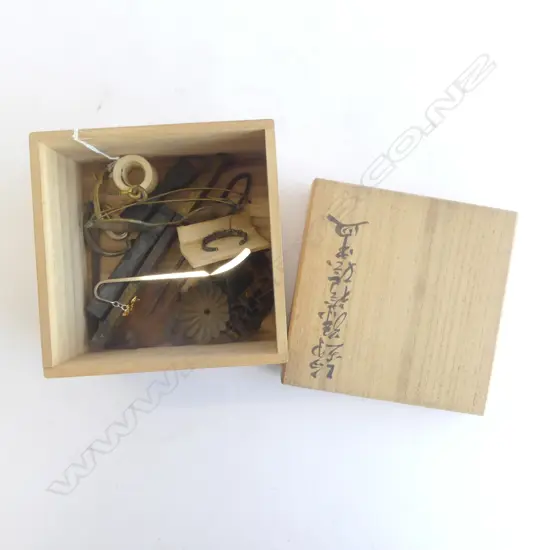 OLD ORIENTAL BOX WITH MULTIPLE OLD COLLECTABLES & FITTINGS: spectacles + ink stone + lge bronze medallion etc