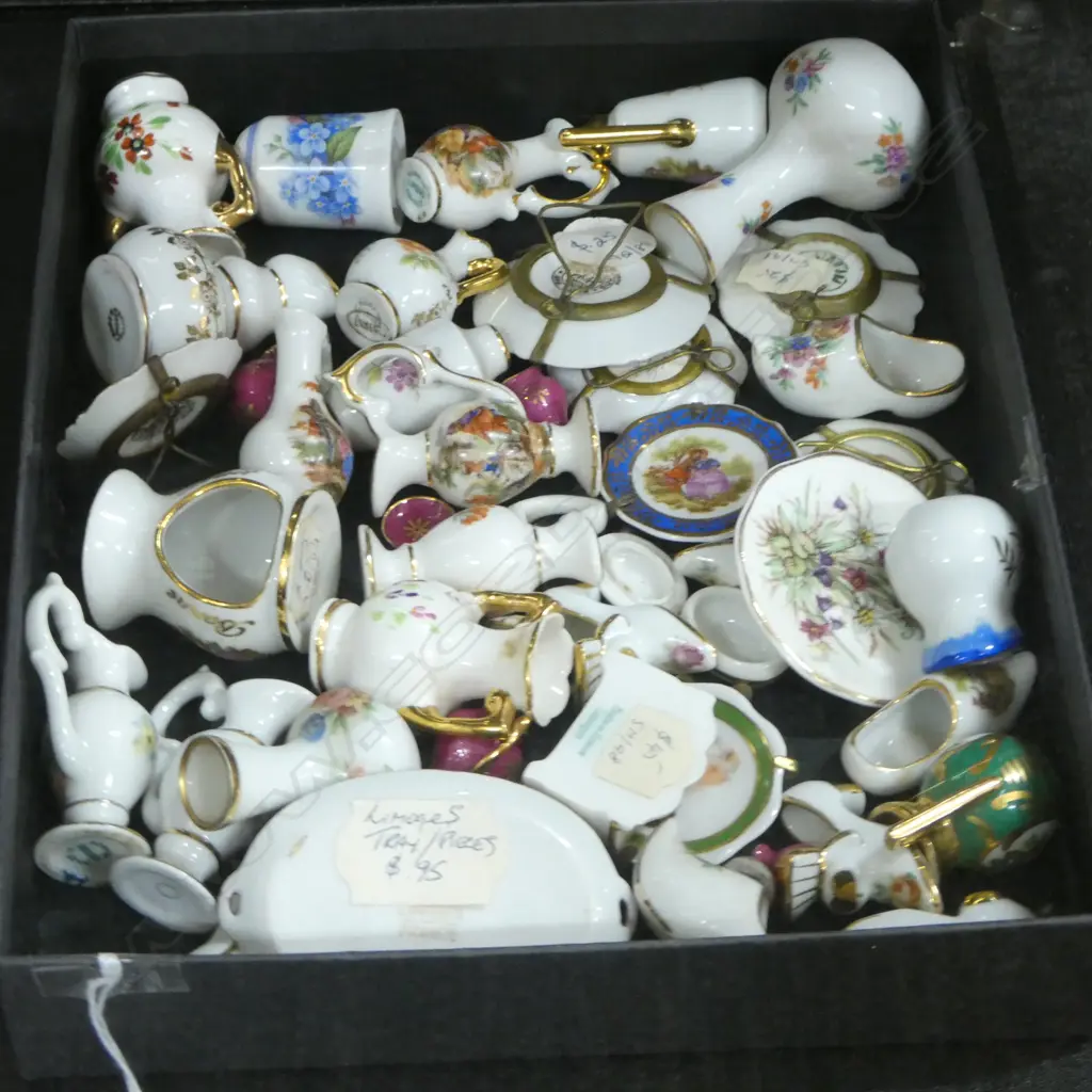 TRAY OF 30 PLUS MINITURE LIMOGE CHINA PCS Image 1++