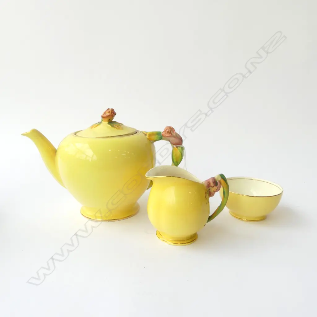 3PCS R/WINTON YELLOW HIBISCUS TEASET TEAPOT H140MM Image 1++