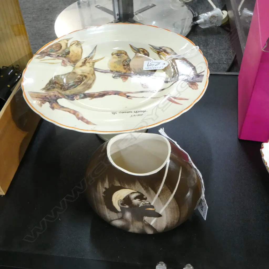 AUSTALIAN HAND PAINTED VASE H130 & KOOKABURRA STEMED PLATE DIA255MM Image 1++