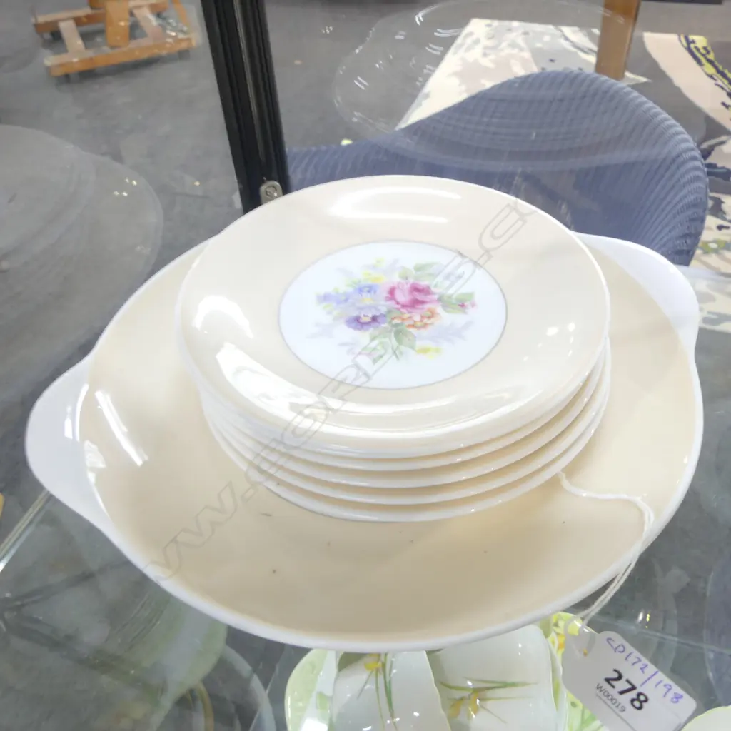 SHELLEY CHINA 7PC SANDWICH SET CREAM FLORAL PAT Image 1++