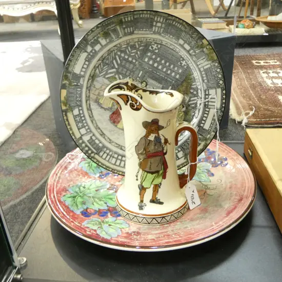 R/D CHARGER FLORAL PAT DIA340MM RD RACK PLATE & RD JUG H170MM