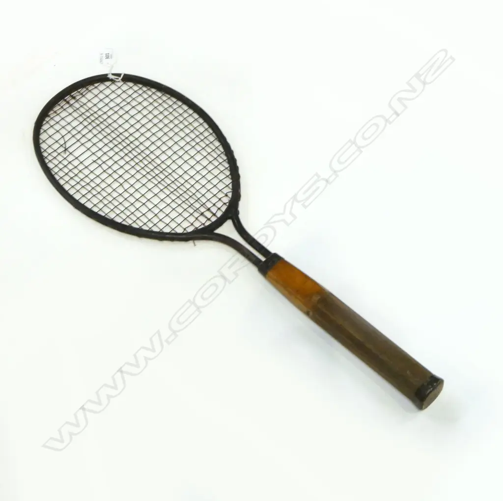 “DAYTON” OHIO USA STEEL RACKET C1920’S... Image 1++