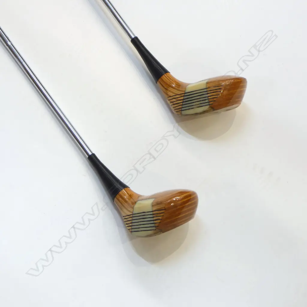 TWO GOOD 'ALDRIGE' LEFT HANDED GOLF CLUBS... Image 1++