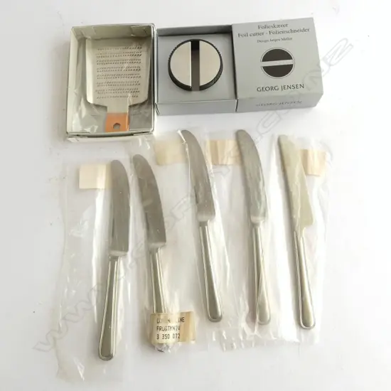 5 GEORG JENSEN STAINLESS KNIVES, GEORG JENSEN FOIL CUTTER & JAPANESE GINGER GRATER 