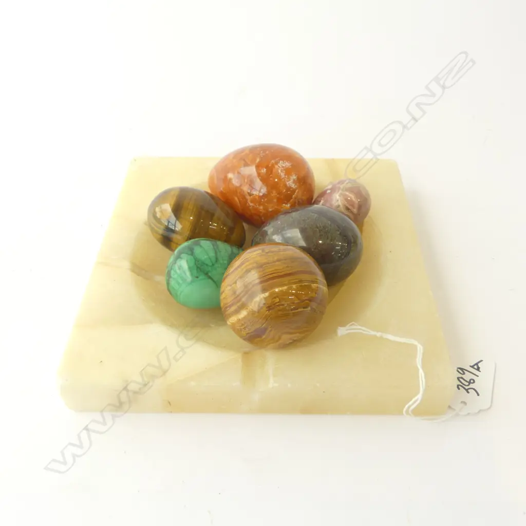 STONE ASHTRAY DIA180MM & 6 STONE EGGS MALAKITE TIGERS EYE ETC Image 1++