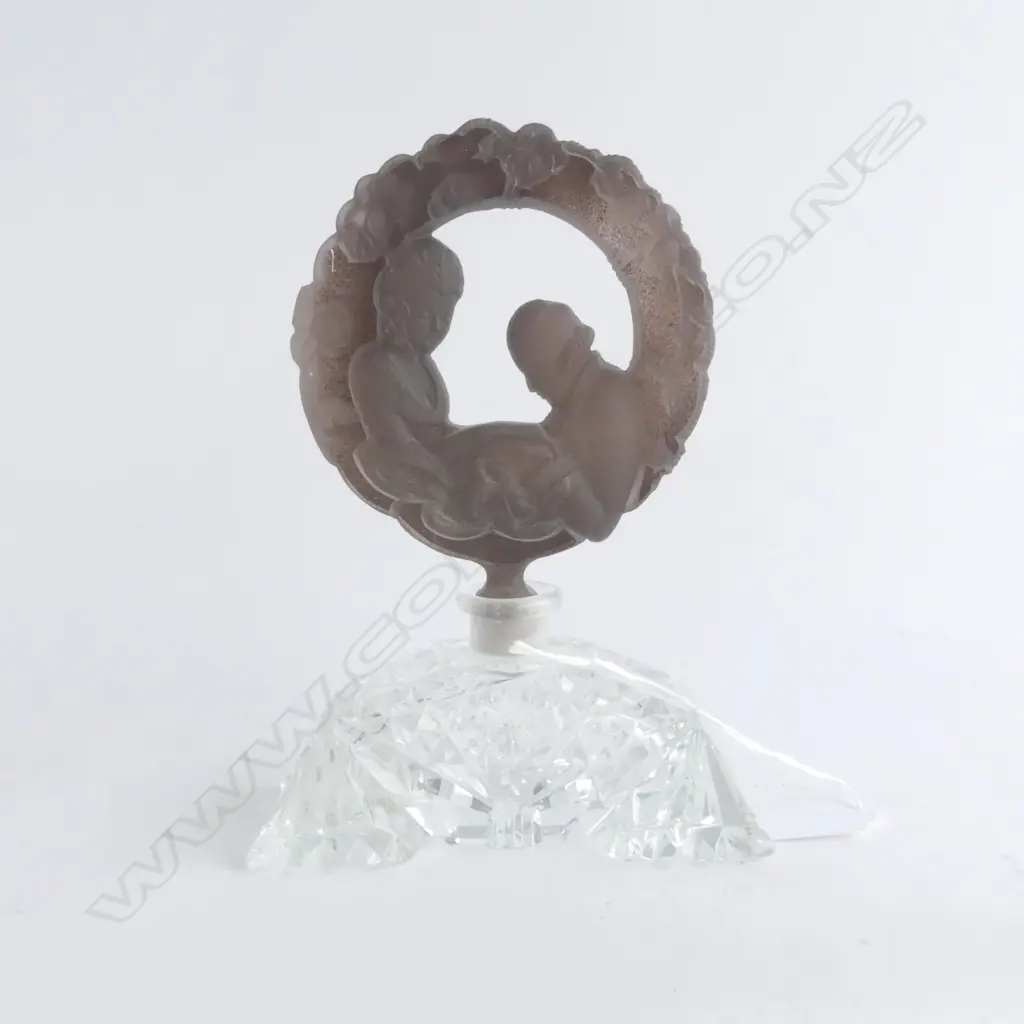CZECH 'ART DECO' CUT GLASS 'MARTHA WASHINGTON' PERFUME BOTTLE. H.180 x 120mm Image 1++