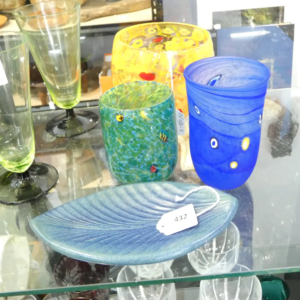 2 ART GLASS TUMBLERS & ORANGE/RED OVOID VASE, H.120mm (tallest) & SML LEAF DISH, l.180mm Image 1++