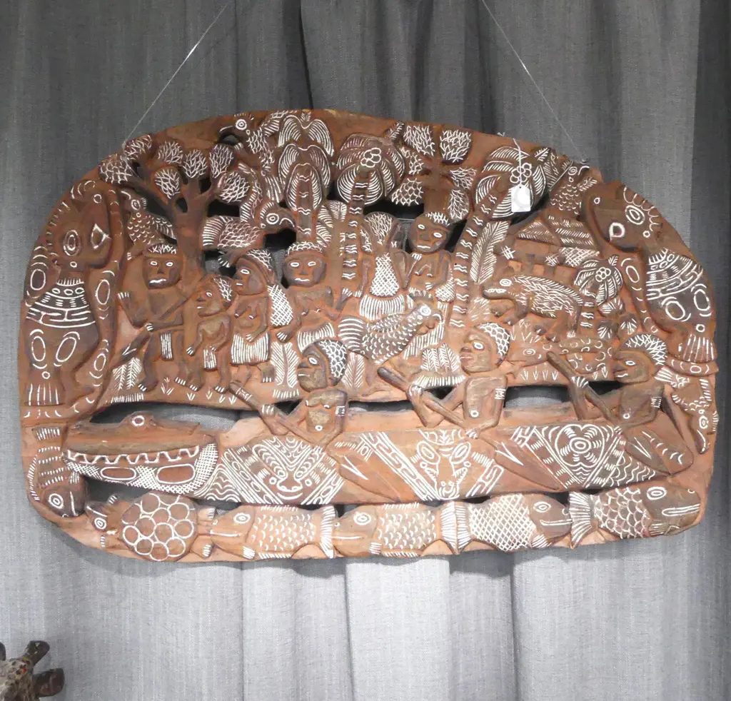 PNG LARGE CARVED WOOD STORY BOARD L.950mm village scene 3 men in crocodile canoe etc Image 1++