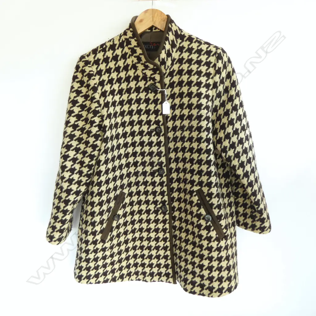 HOUNDS TOOTH WOOLLEN JACKET, SIZE SML Image 1++