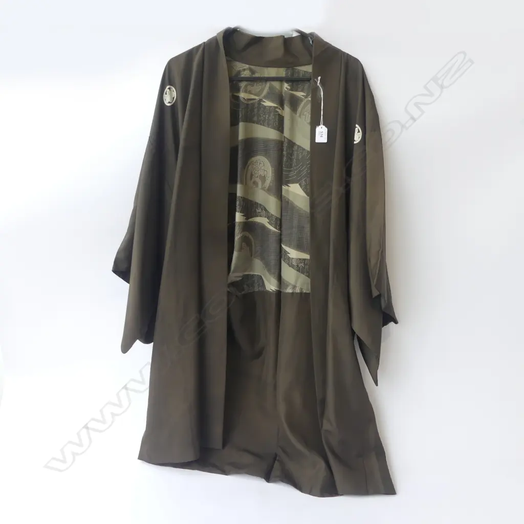 JAPANESE SILK HOUSE COAT  Image 1++