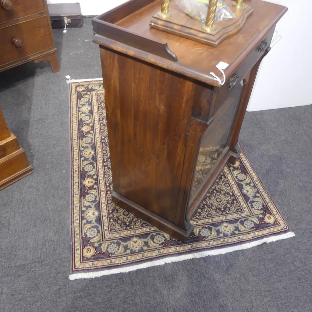 PERSIAN RUG CREAM GREY & RED COLOURS L1450 W1000MM Image 1++