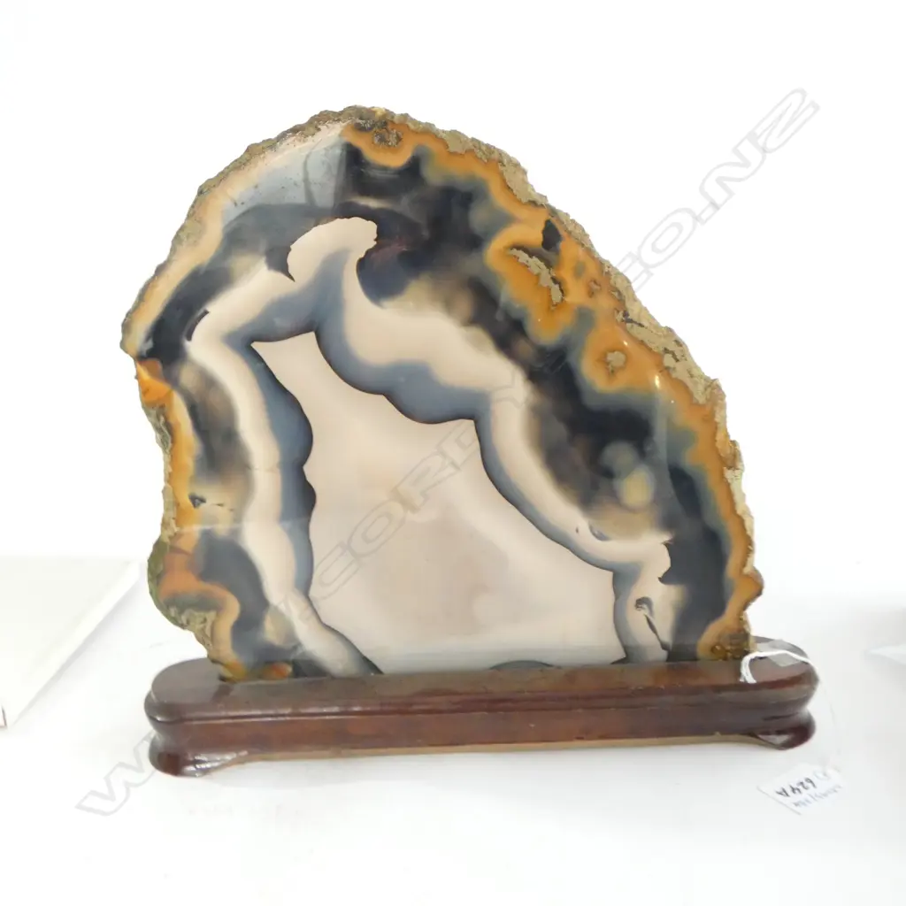 LARGE NATURAL SLICED AGATE ON WOOD STAND Image 1++