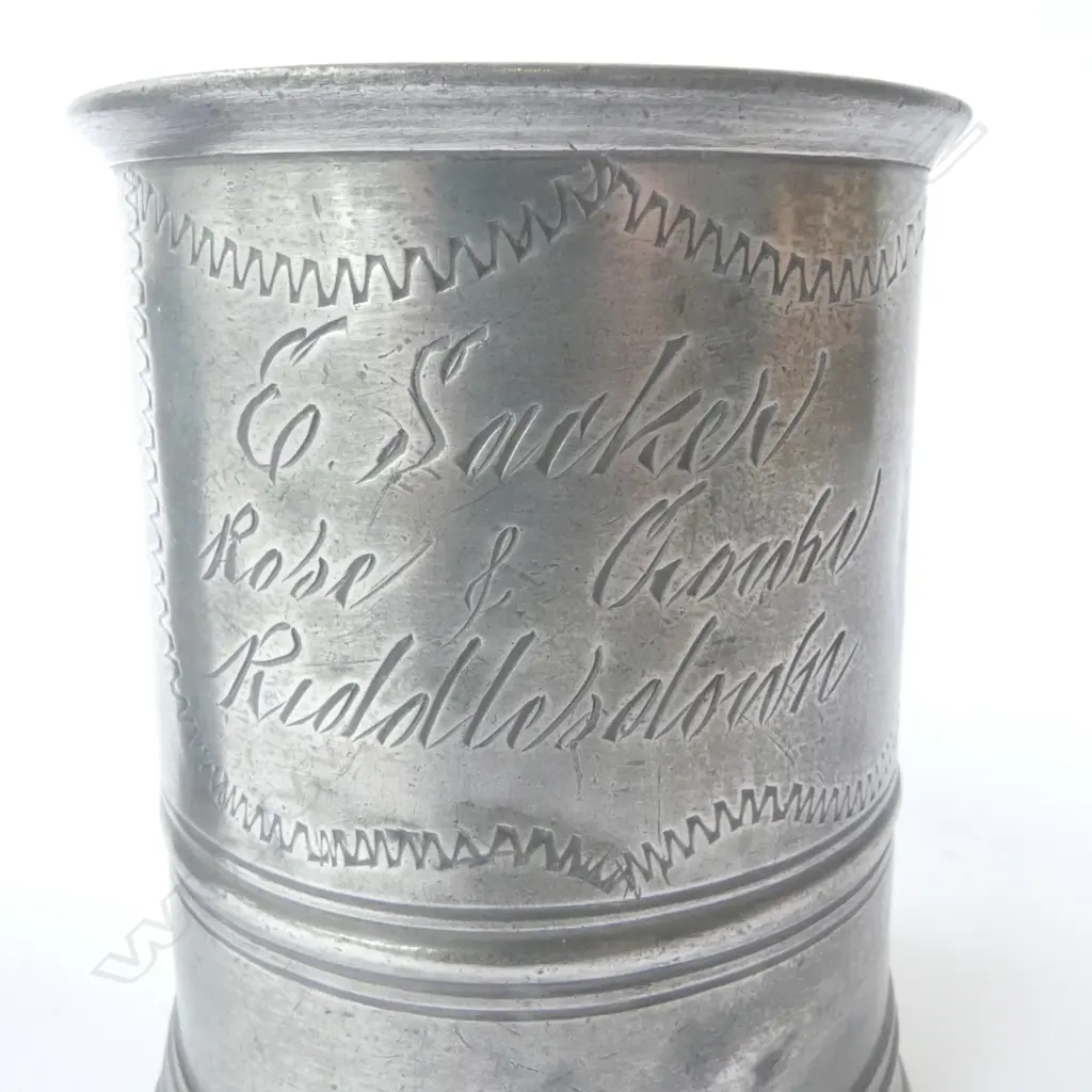 VICT PEWTER QUART MUG & LIDDED PEWTER POT H190MM Image 1++