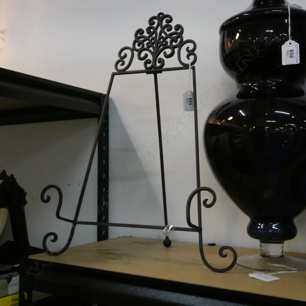 METAL EASEL H.480mm Image 1++