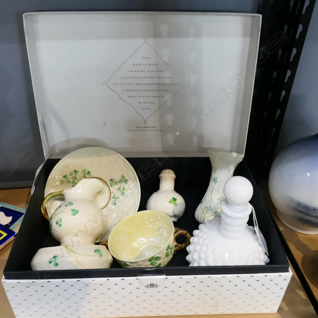 6 PCES BELLEEK + WHITE FENTON GLASS BOTTLE H.150mm Image 1++