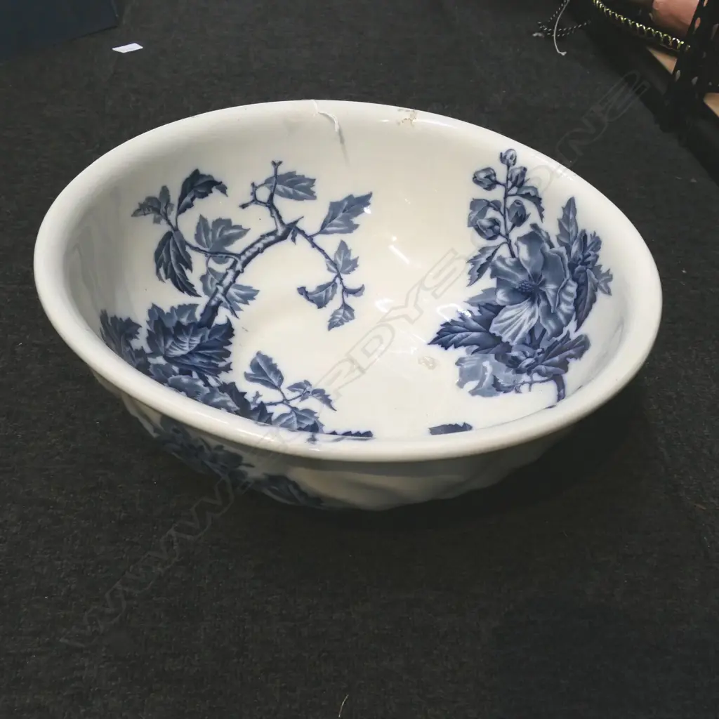 LG VICTORIAN WASH BOWL 400mm dia Image 1++