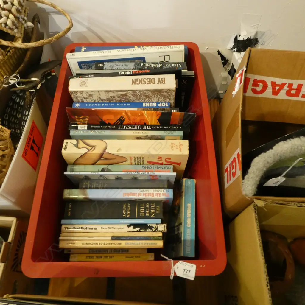 ASST. AVIATION & MILITARY BOOKS Image 1++