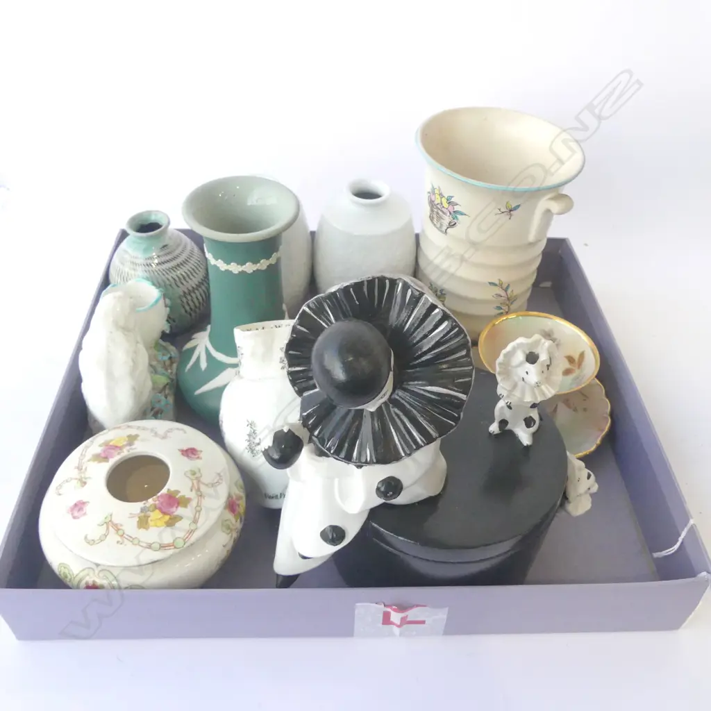 TRAY OF SMALL VASES LIDDED CLOWN JAR H200MM WORCESTER JUG ETC Image 1++