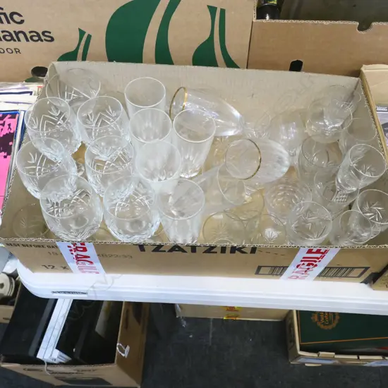 TRAY OF ASSORTED CRYSTAL GLASSES