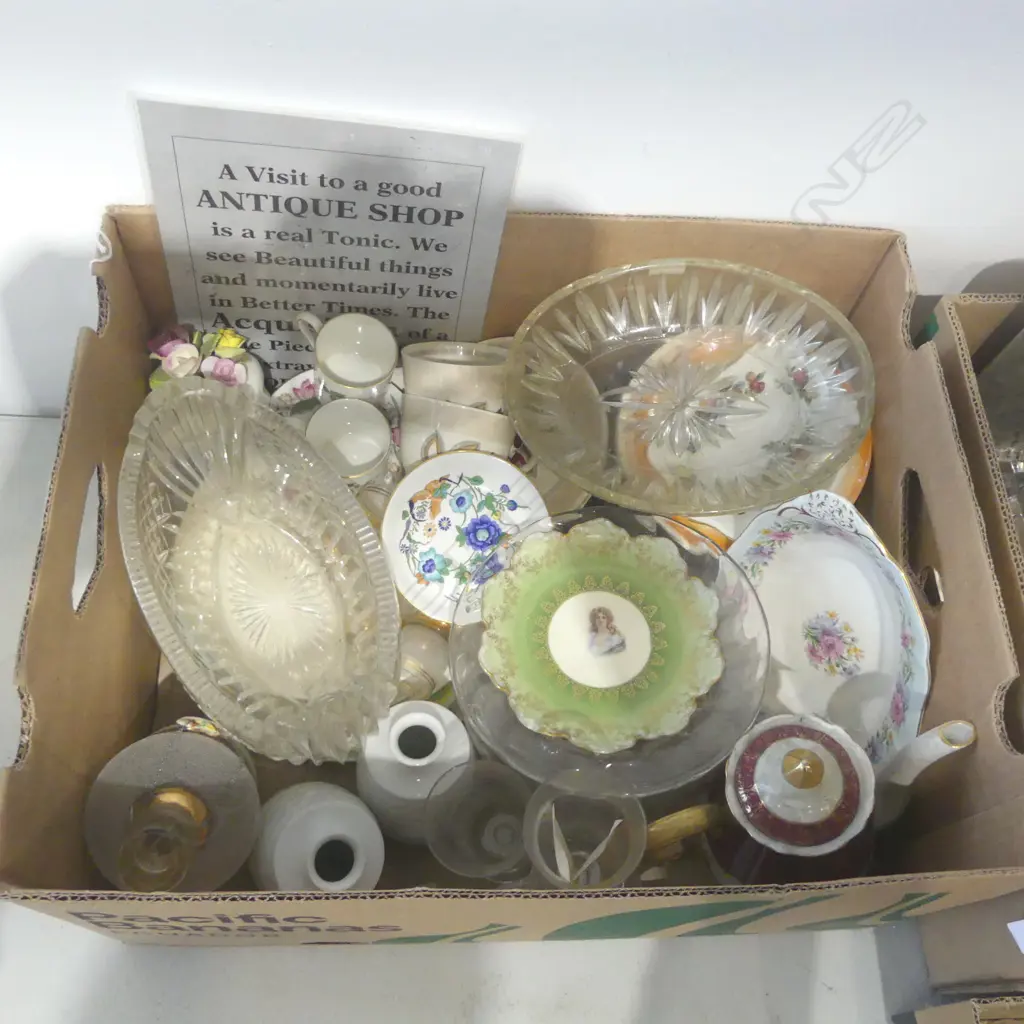 BOX LOT CHINA GLASS ETC Image 1++