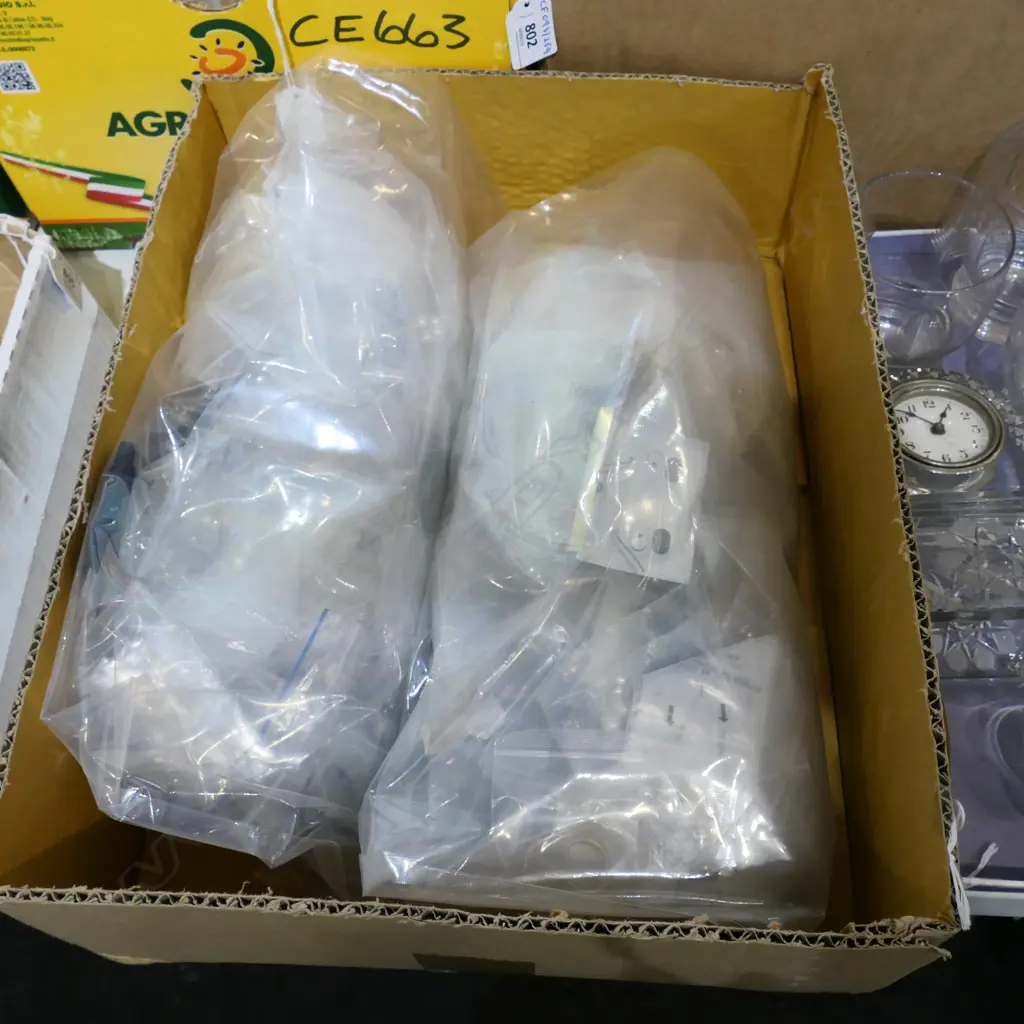 2 LARGE BAGS OF NEW SHOP STOCK PIERCED EARINGS Image 1++