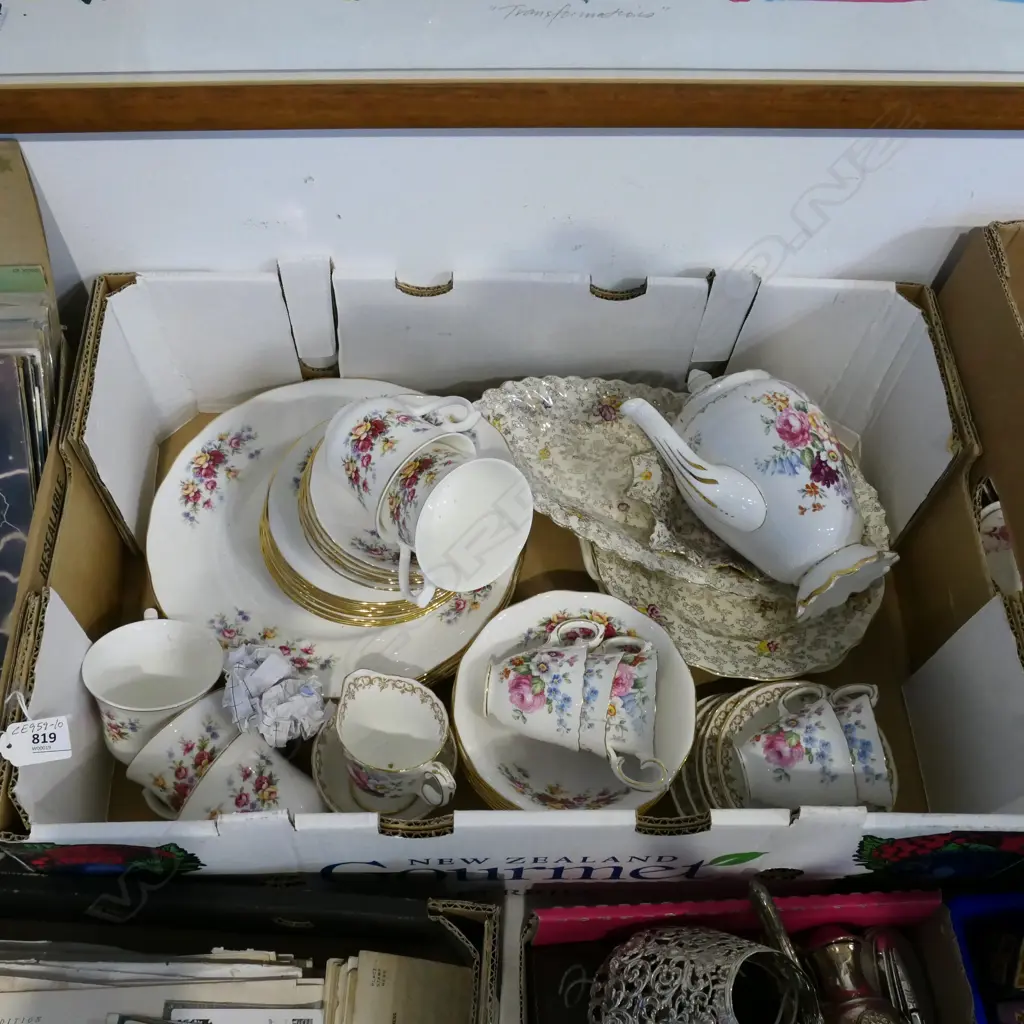 ENGLISH VINTAGE CHINA Image 1++
