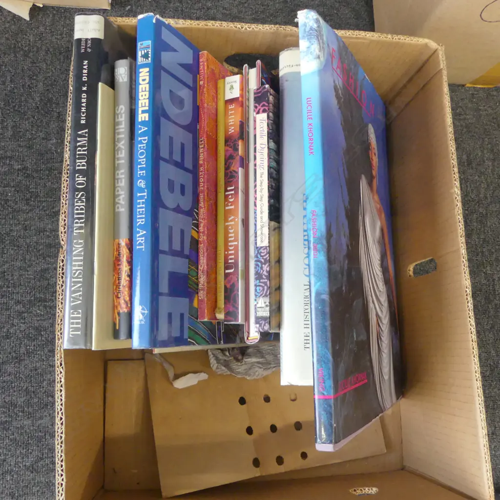 BOOKS; FASHION INTEREST Image 1++