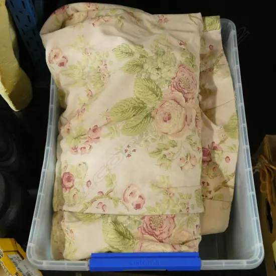 PR PINK/GRN SANDERSON STYLE LINED LINEN CURTAINS, 2 x L.1950mm x GATHERED WIDTH=2850mm