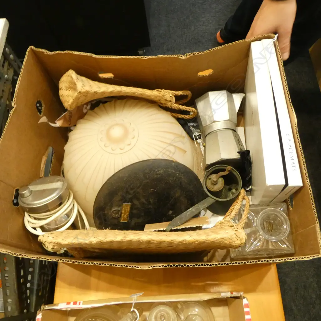 LIGHT SHADE, KETE BAGS, COFFEE MAKERS ETC Image 1++