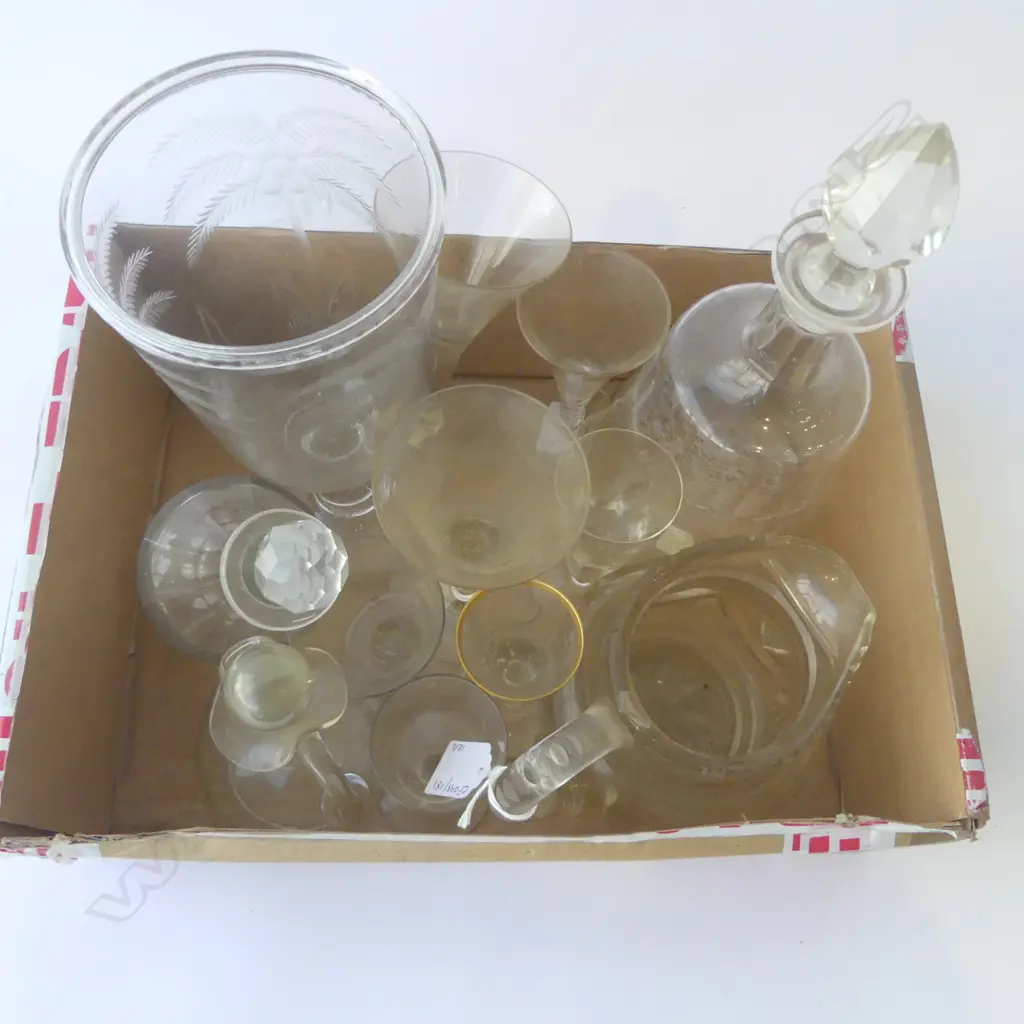 COLLECTION OF 12PCS  ANTIQUE GLASS CELLERY VASE 2 DECANTERS JUG SAUCE BOTTLE & 7 GLASSES Image 1++