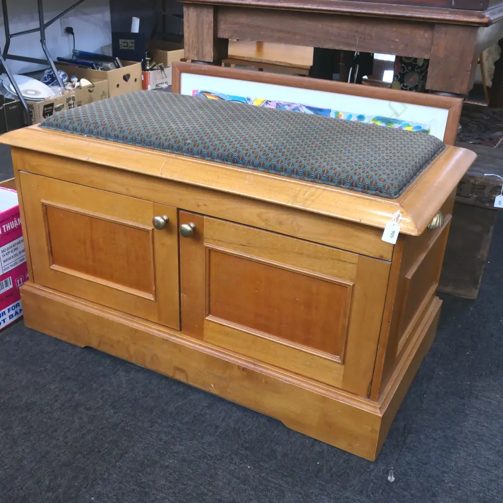 WALNUT PADDED TOPPED BED END CUPBOARD L970 H570MM Image 1++