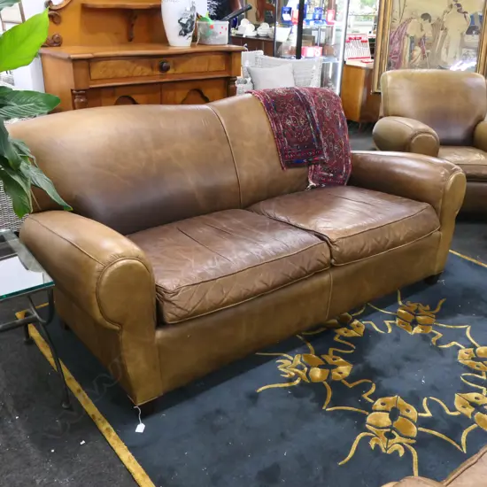 QUALITY LEATHER SOFA (CUSHIONS SOME WEAR) 1950x1000x850mm