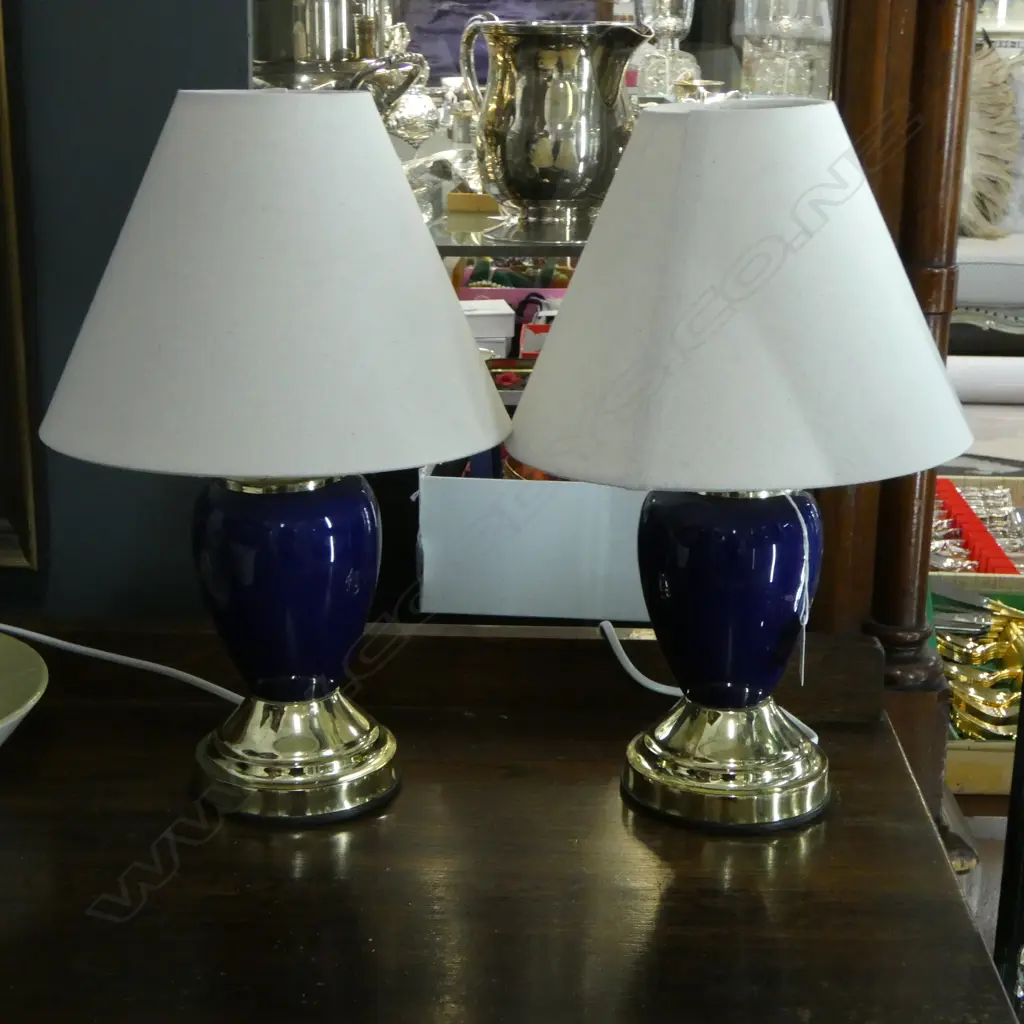 PR TABLE TOUCH LAMPS Image 1++