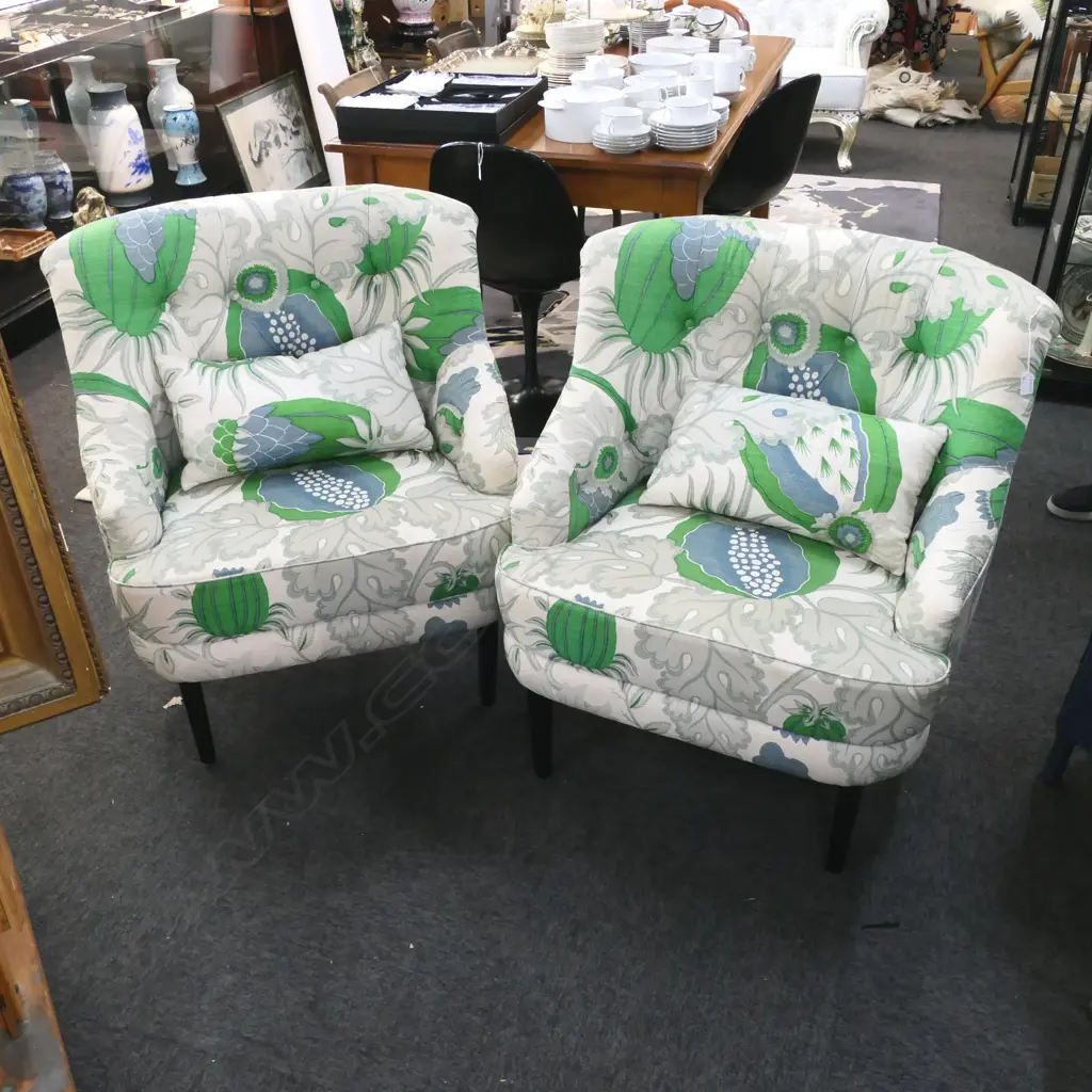 PR MODERN LINEN ARMCHAIRS Image 1++