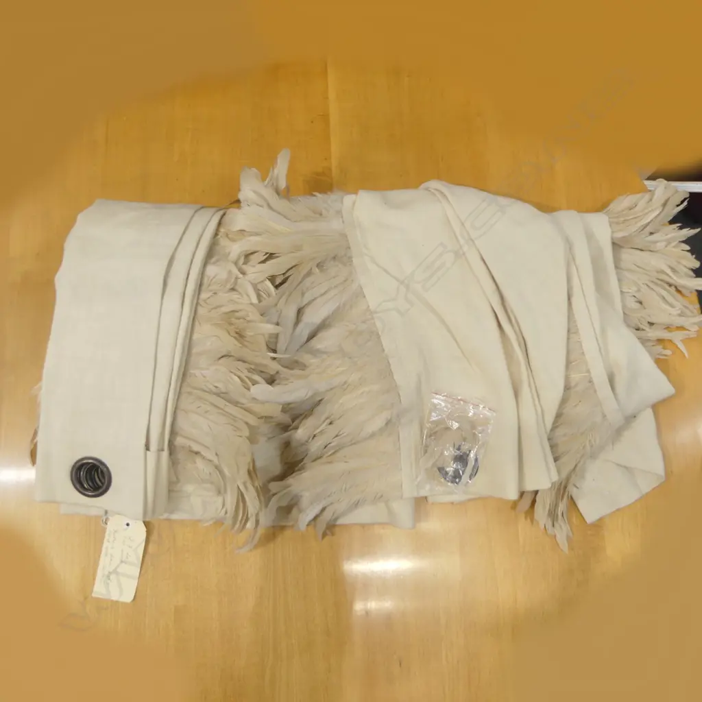 2 EYELET LINEN CURTAINS w. FEATHER TRIM 2.7x1.4m & 3x1.4m Image 1++