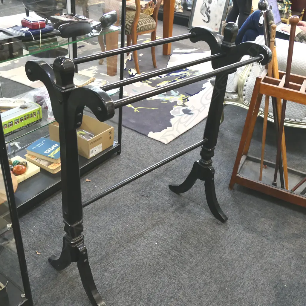 BLACK PAINTED WOODEN TOWEL RAIL W.820mm Image 1++