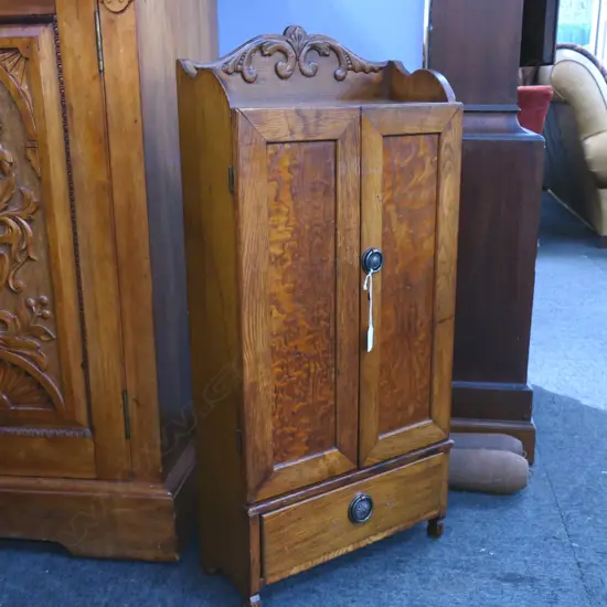 CUPBOARD 380x155x815mm