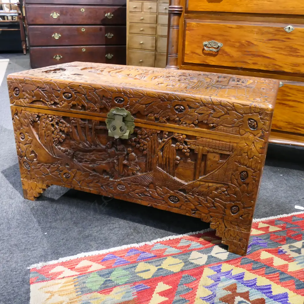 CAMPHOR CHEST W.890mm Image 1++