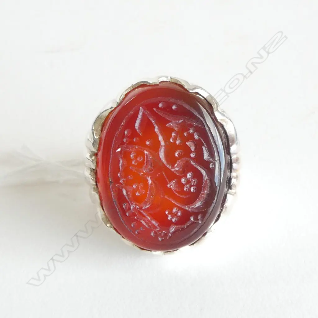 MIDDLE EASTERN 925 CARVED AGATE RING 24.7gms SIZE S Image 1++