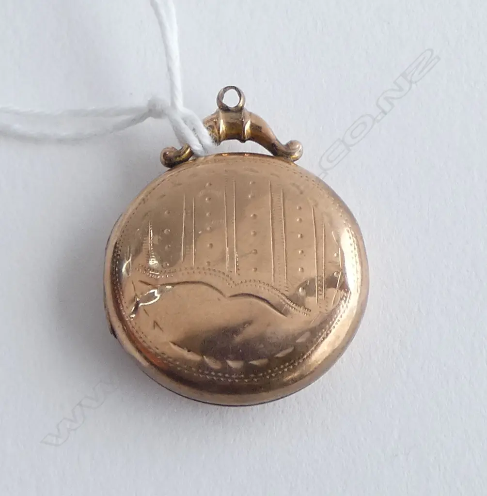 EDWARDIAN 9ct ROSE GOLD LOCKET 3gms Image 1++